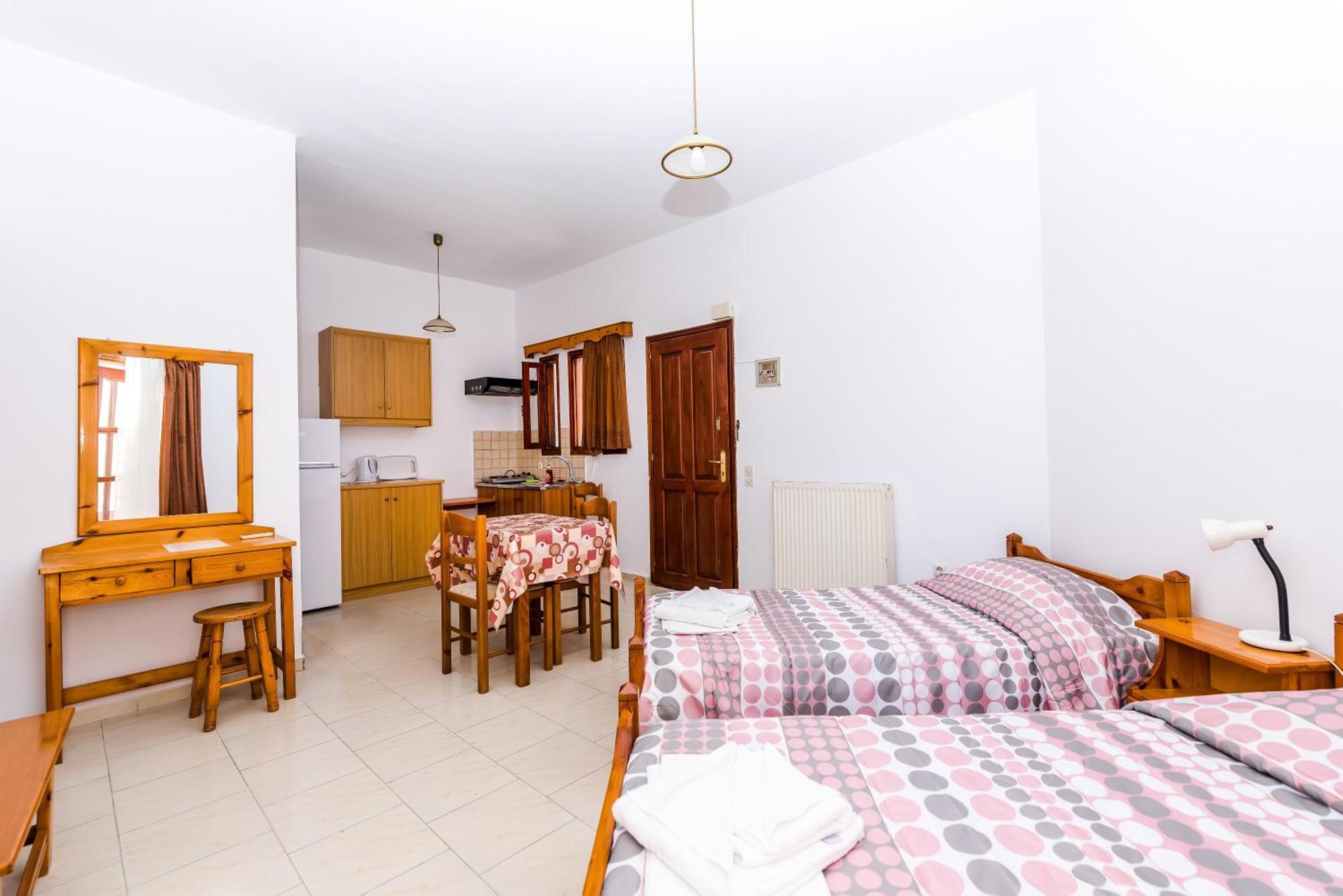 Erato Hotel Apartments Rethymno  Bilik gambar