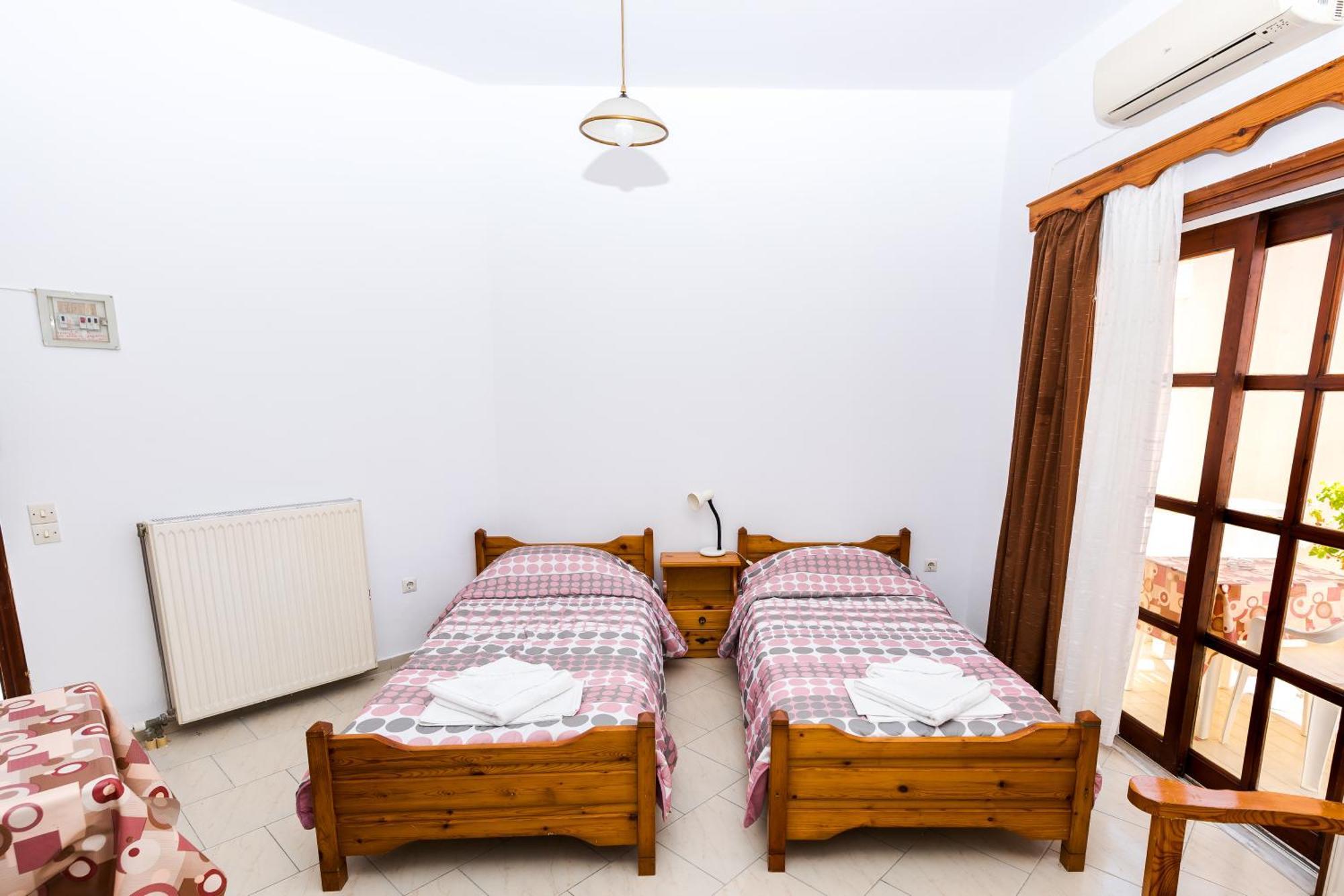 Erato Hotel Apartments Rethymno  Bilik gambar