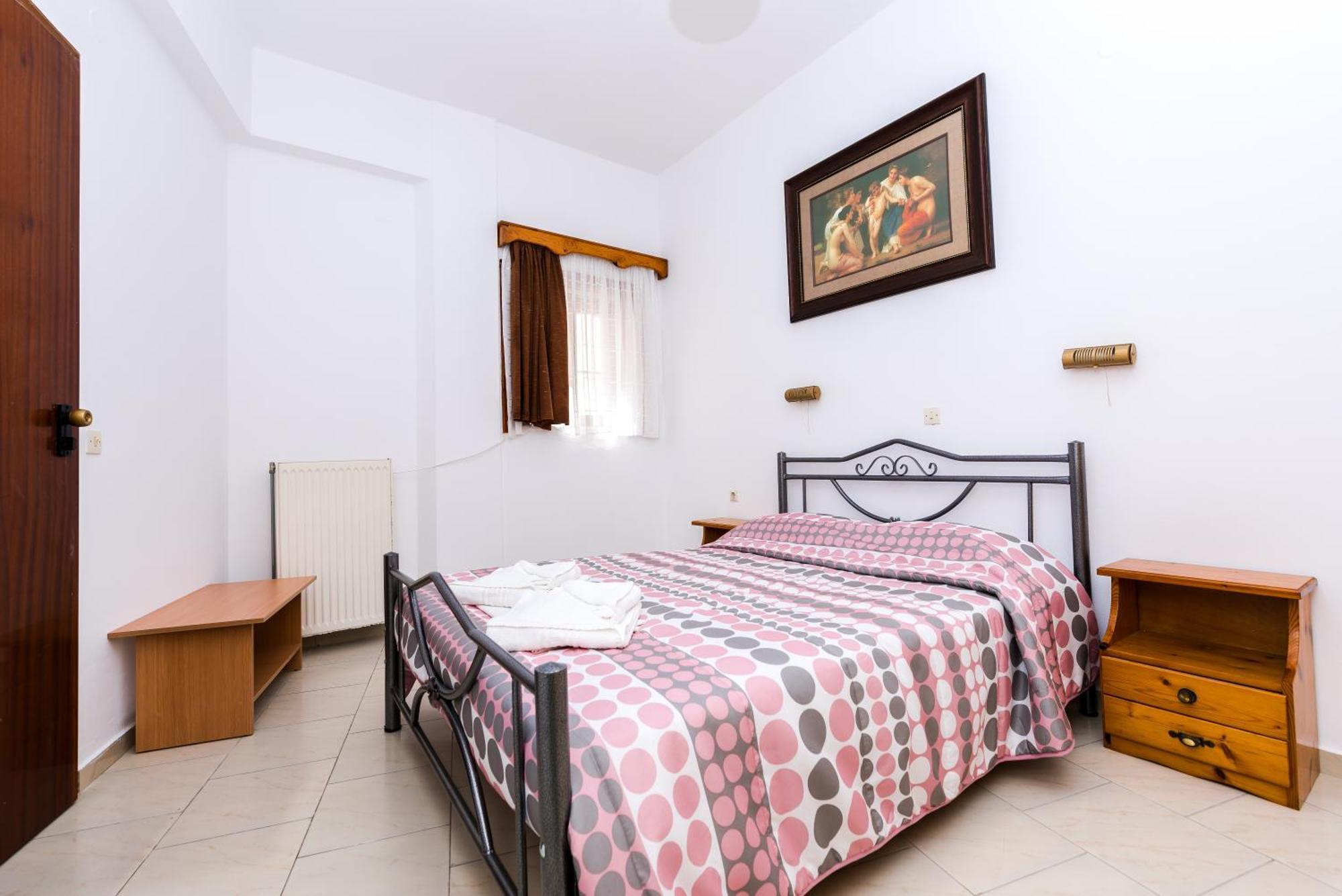 Erato Hotel Apartments Rethymno  Bilik gambar