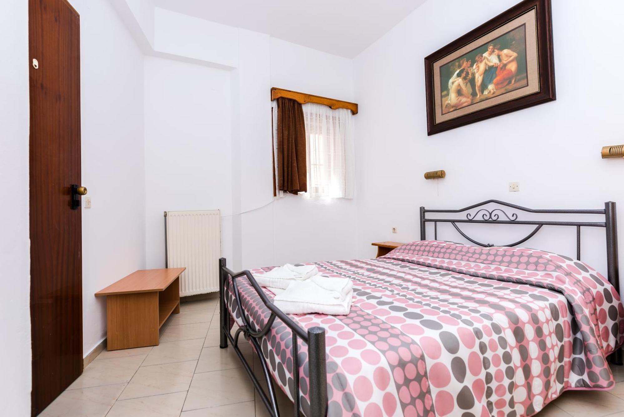 Erato Hotel Apartments Rethymno  Bilik gambar